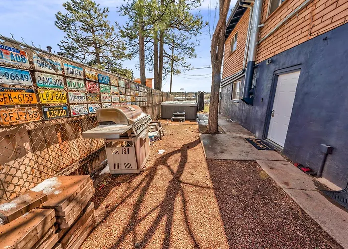 New! Huge 5br Mountain Views Game Hot Tub Lawn Games Bbq * Flagstaff